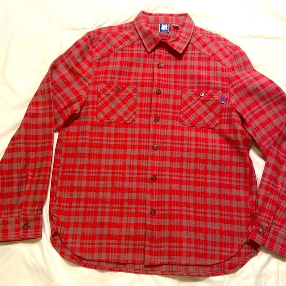 UNDEFEATED PLAID RED LONG SLEEVE SHIRT.SIZE-XL - Picture 1 of 8